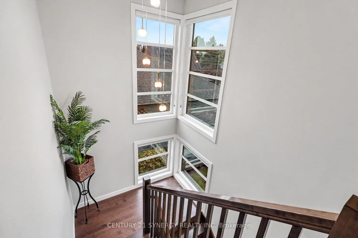 Additional image 8 of 754 Saint Joseph Street