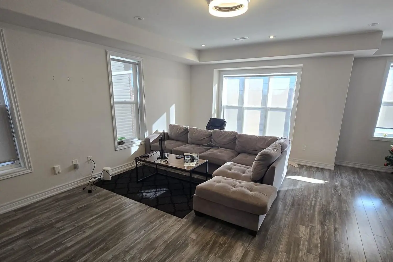 Additional image 10 of 1 Leggott Avenue 27