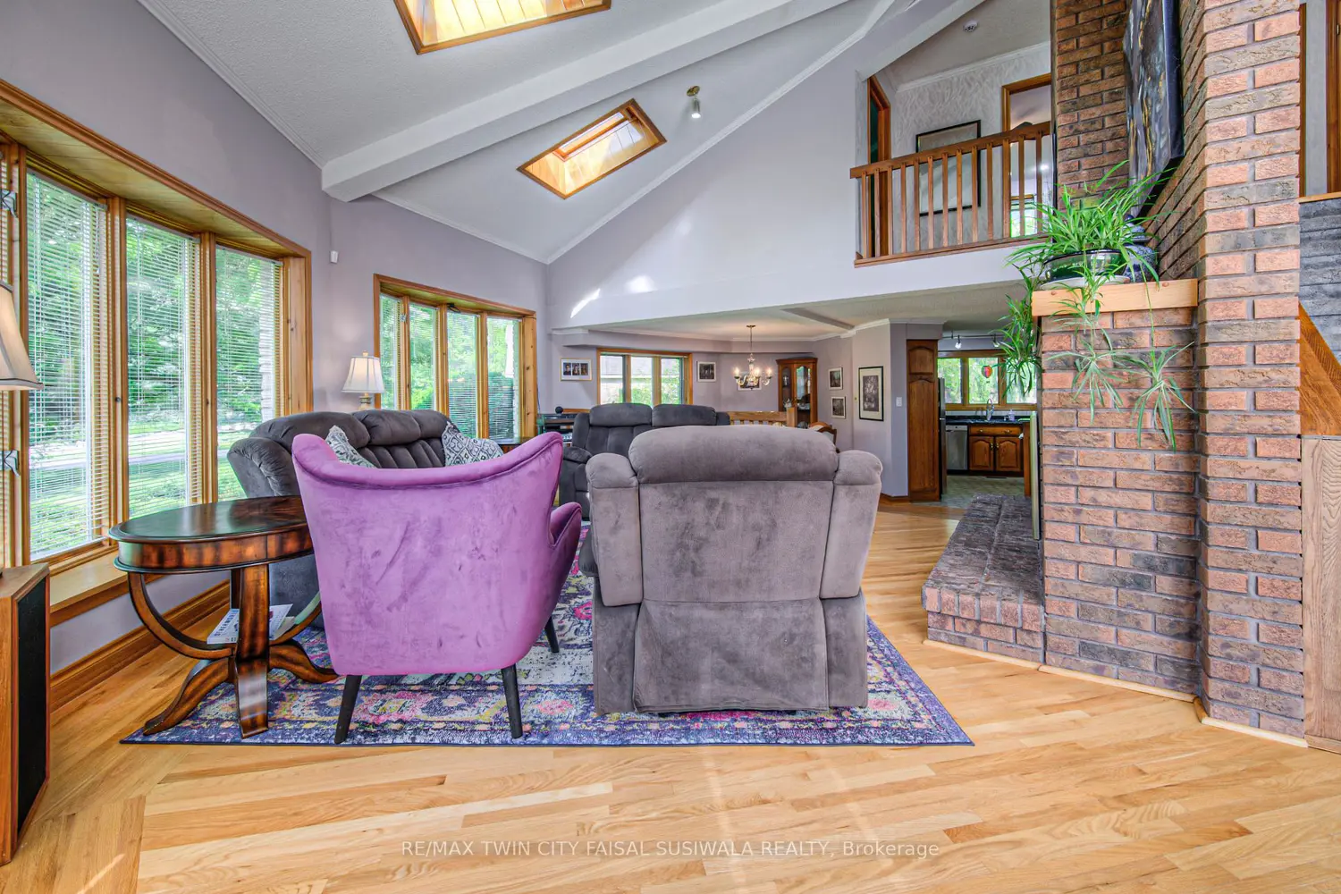 35 Robinson Road photo 5