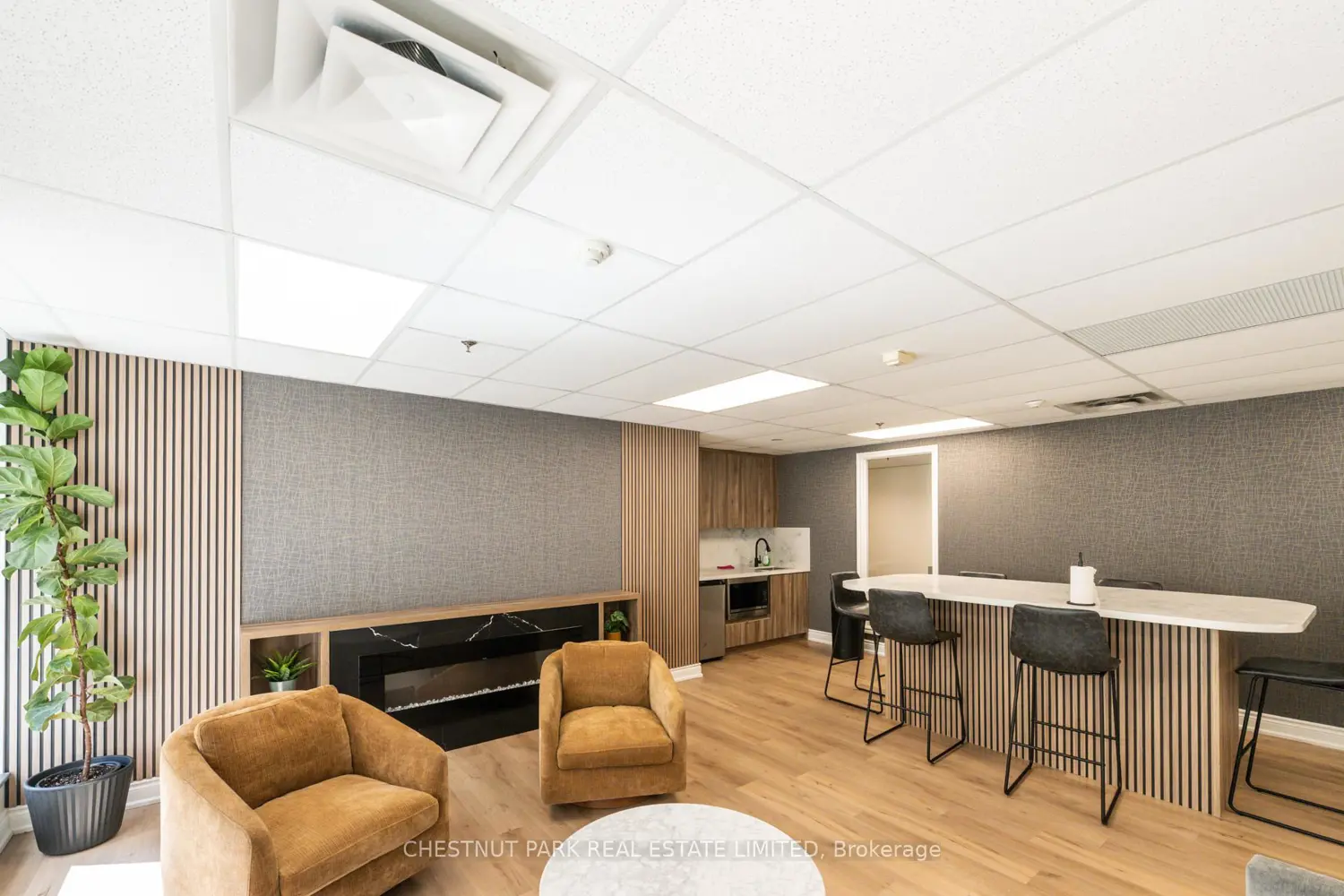 Additional image 20 of 140 Bathurst Street Th8