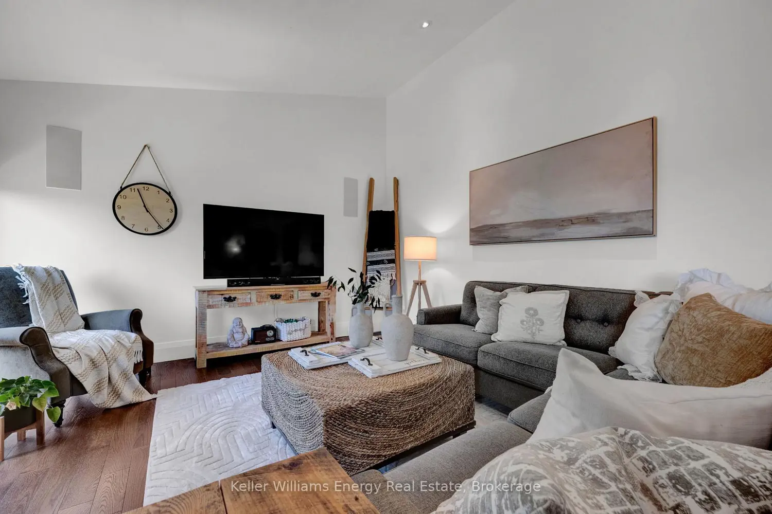 7814 Richardsons Road photo 5