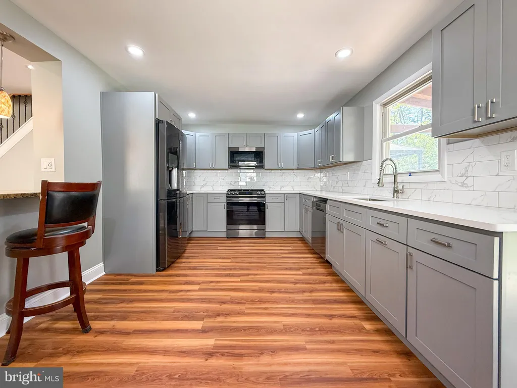 Additional image 13 of 204 Barker Avenue, Sharon Hill, PA 19079