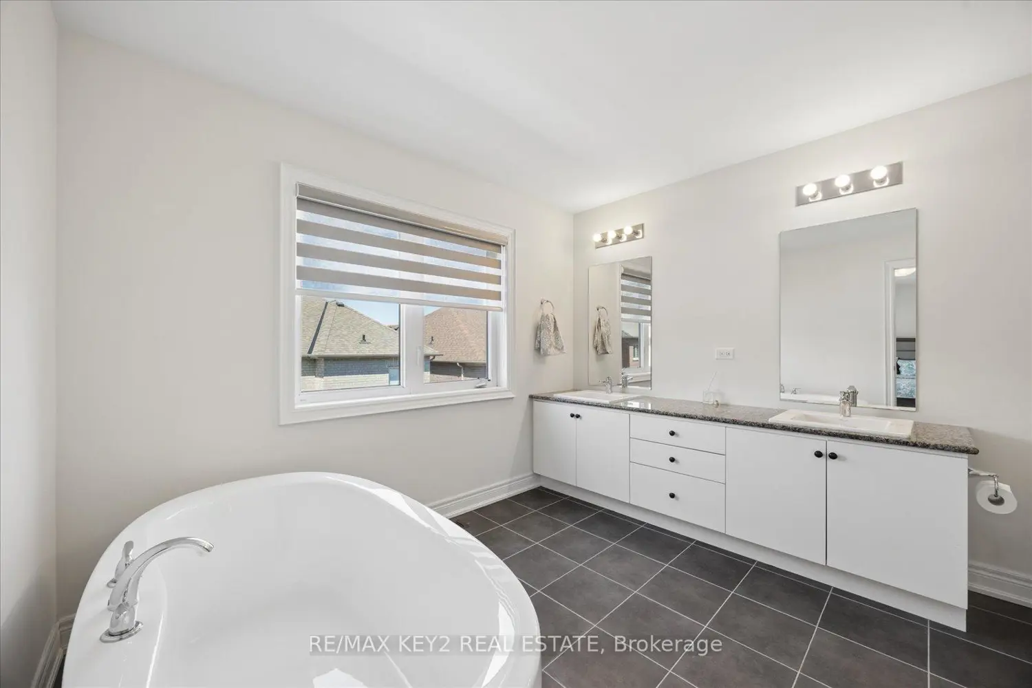 Additional image 7 of 2484 Florentine Place