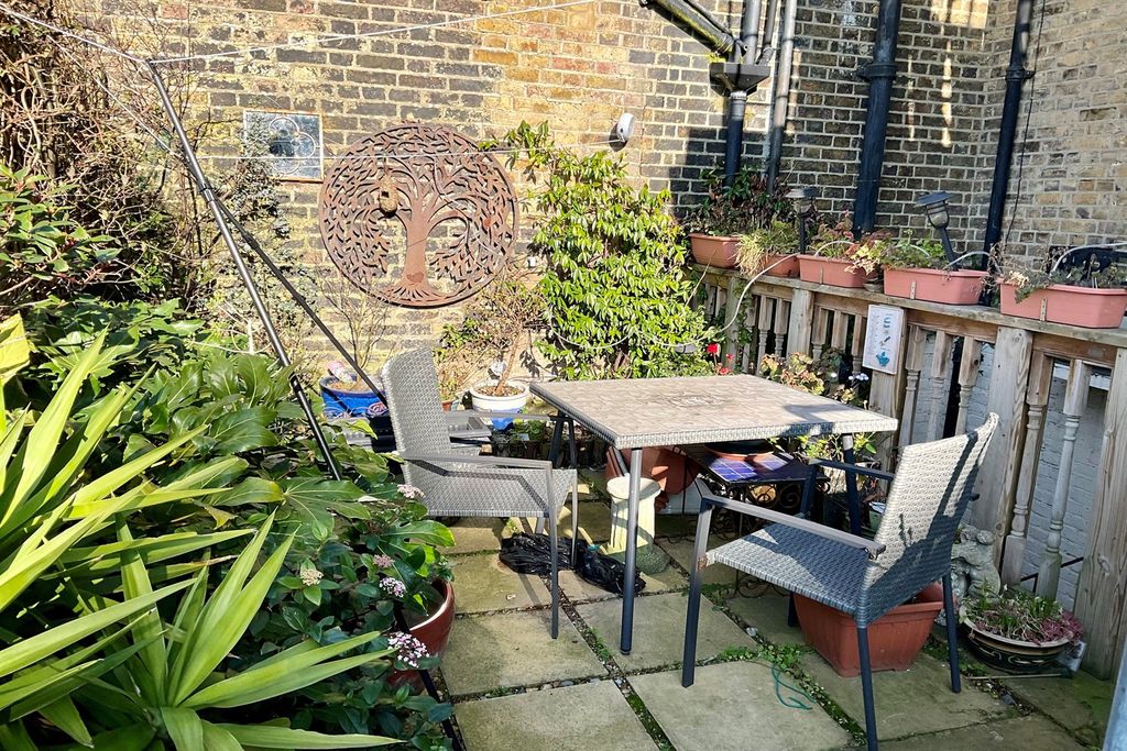 Additional image 17 of 2 bed maisonette for saleCambridge Terrace, Dover CT16