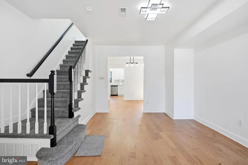Additional image 5 of 5754 W Oxford Street, Philadelphia, PA 19131