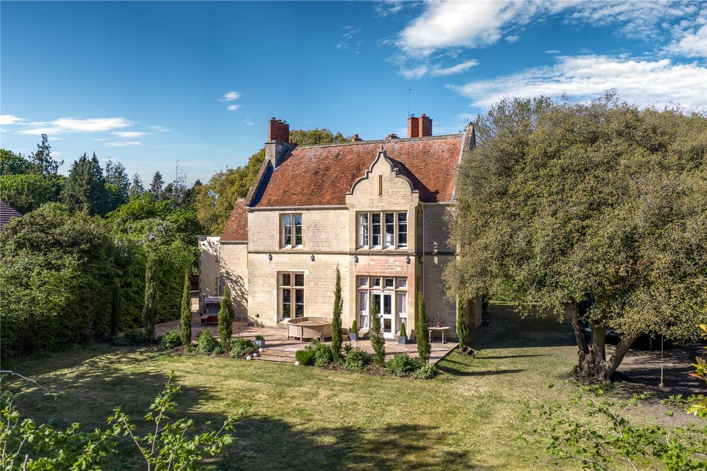 6 bed detached house for saleFoxhall Road, Didcot, Oxfordshire OX11