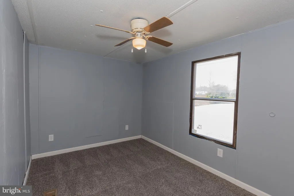 Additional image 27 of 90 Fabric Drive, Bunker Hill, WV 25413