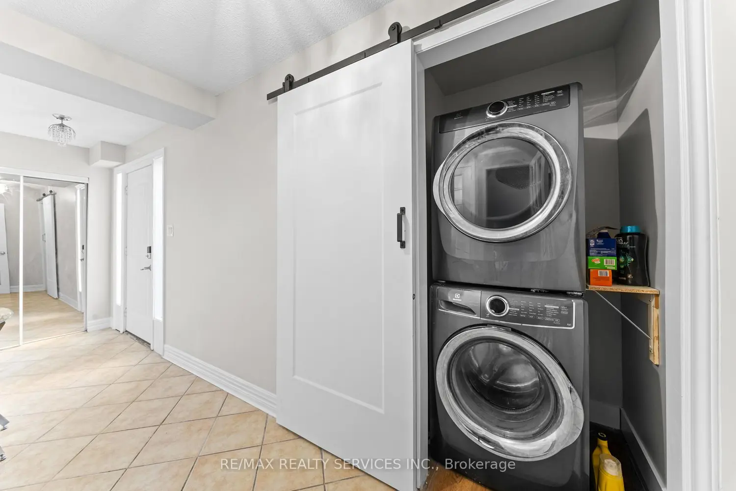 Additional image 11 of 28 Kingswood Drive
