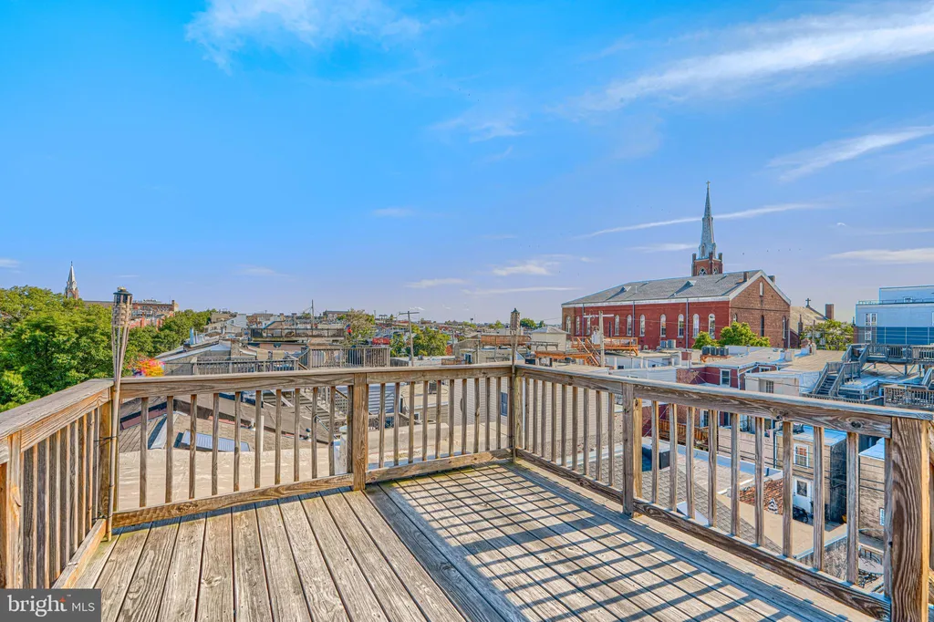 1106 Battery Avenue, Baltimore, MD 21230