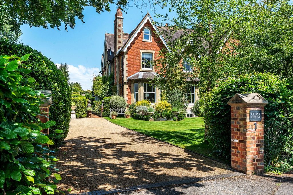 Additional image 8 of 6 bed detached house for saleCedar Close, Dorking, Surrey RH4