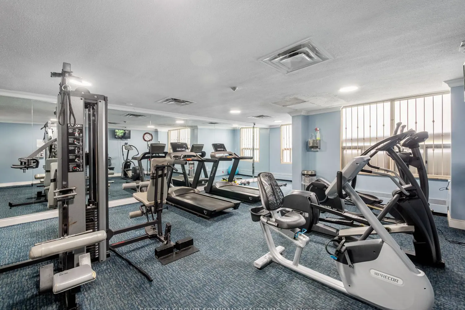 Additional image 11 of 20 Edgecliff Golfway 1603