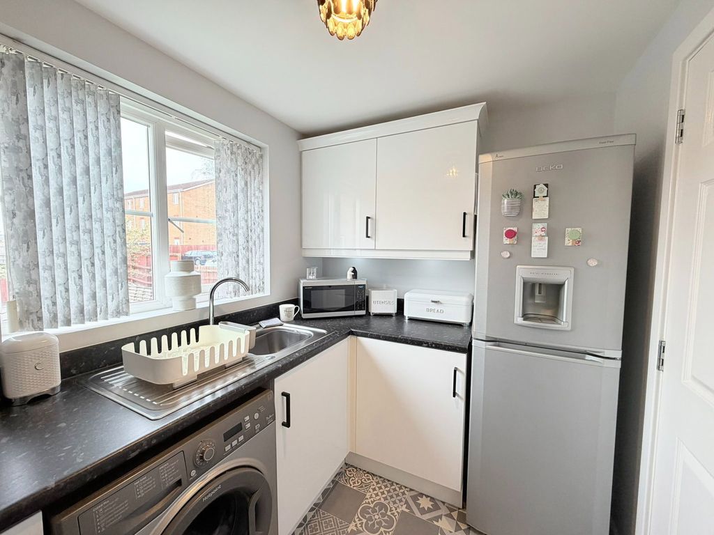 Additional image 7 of 2 bed flat for saleThe Links, Hyde SK14