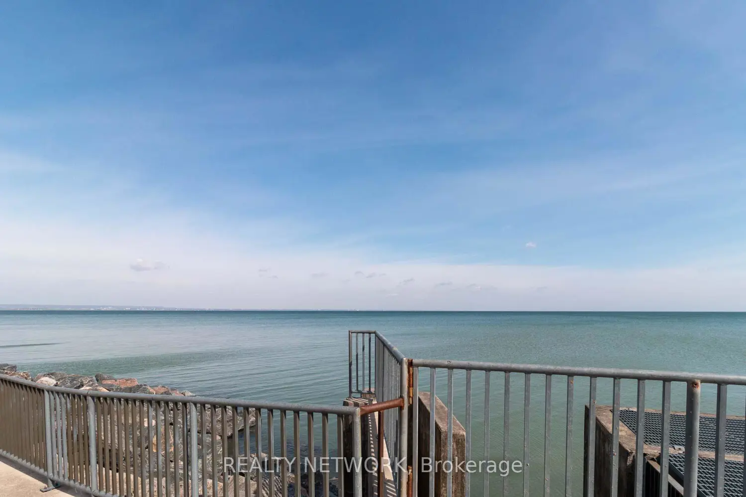 500 Green Road 901