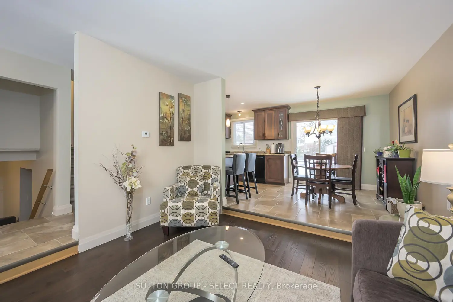 Additional image 3 of 99 Inverary Crescent