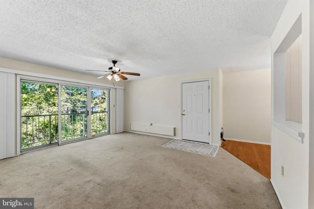 Additional image 5 of 96 Willow Ct, Hamilton, NJ 08619