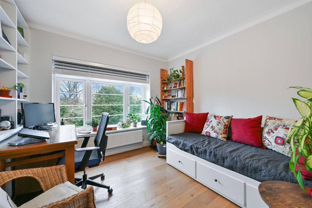Additional image 11 of 3 bed flat for saleChrist Church Mount, Epsom KT19