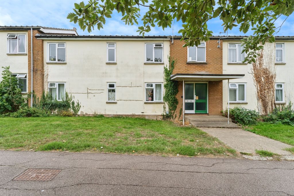 2 bed flat for saleAbbots Way, Ely CB6 photo 3