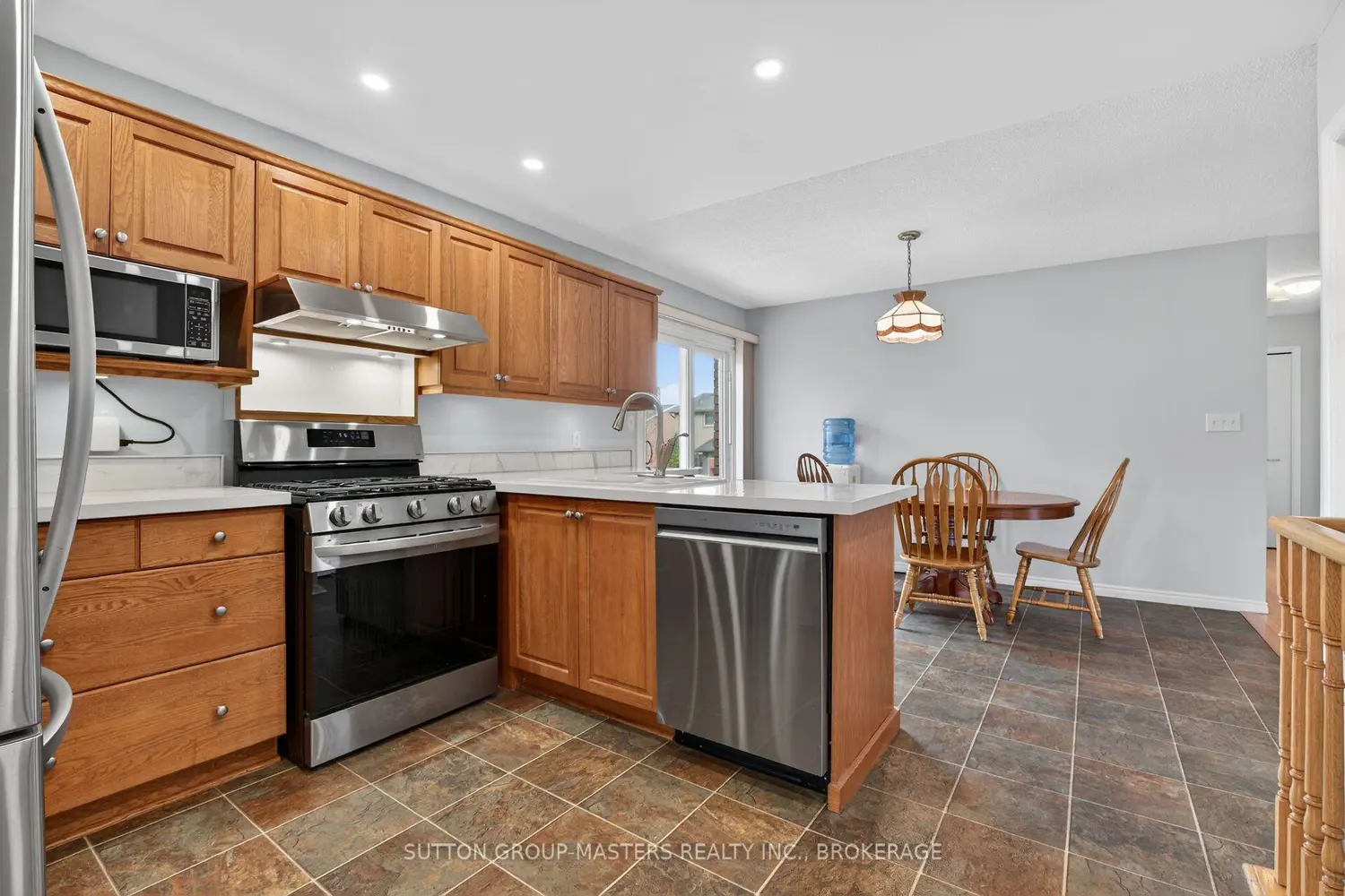 1080 Palmerston Crescent