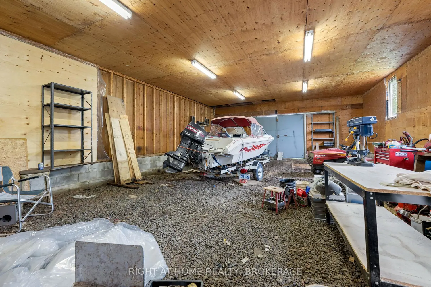 133 Quaker Road photo 5