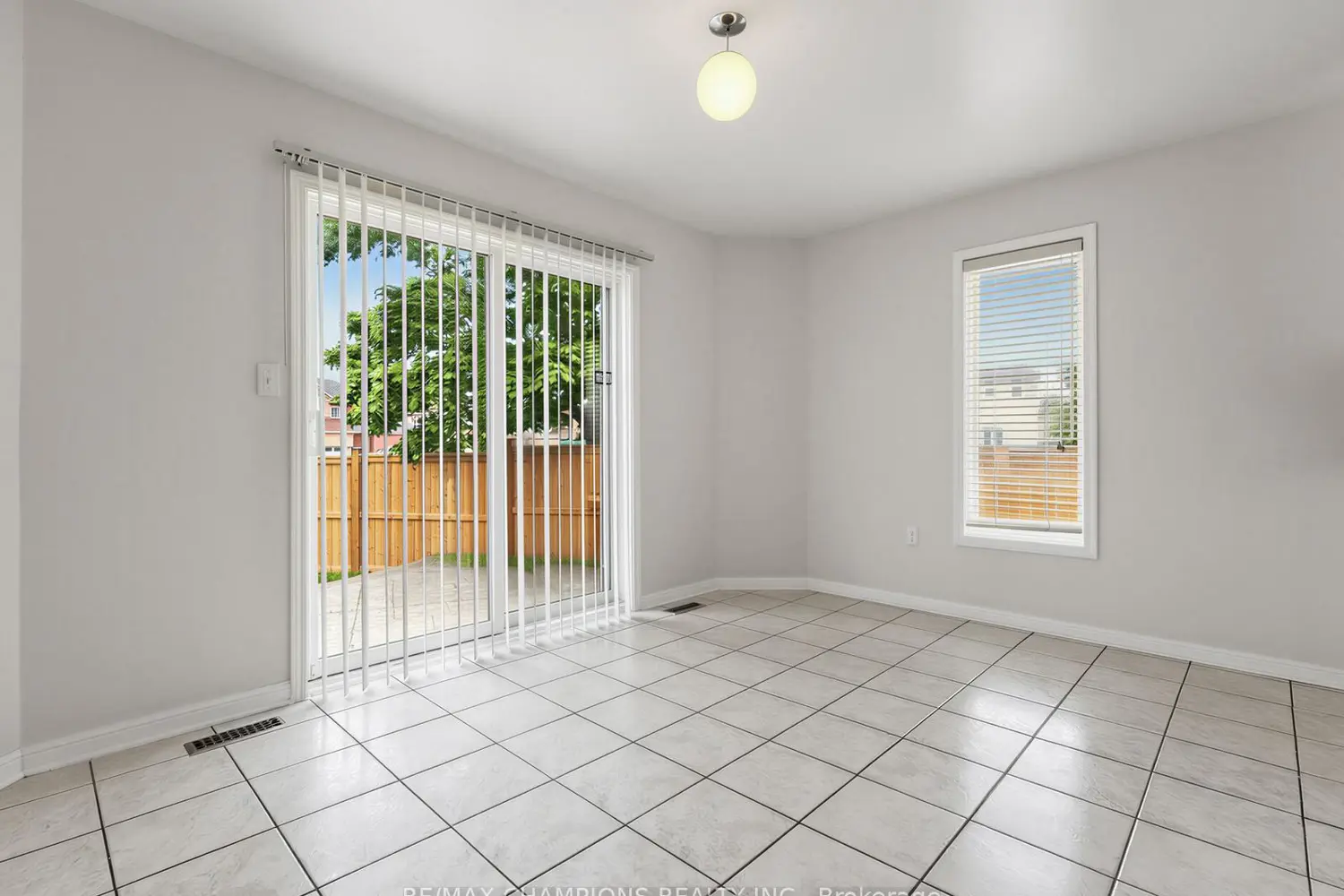 Additional image 4 of 1 Cluster Oak Place