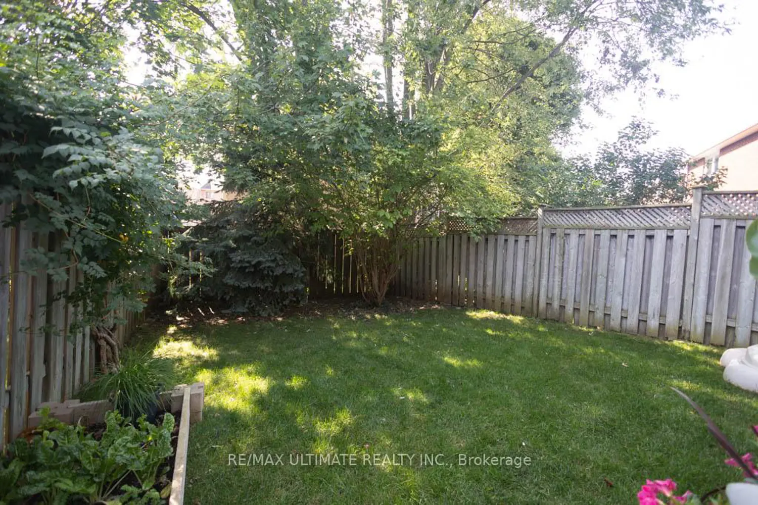 Additional image 12 of 1949 Pine Grove Avenue