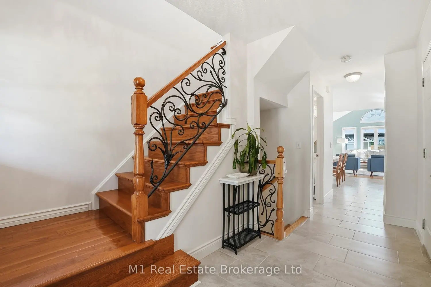 89 Mcarthur Drive photo 3