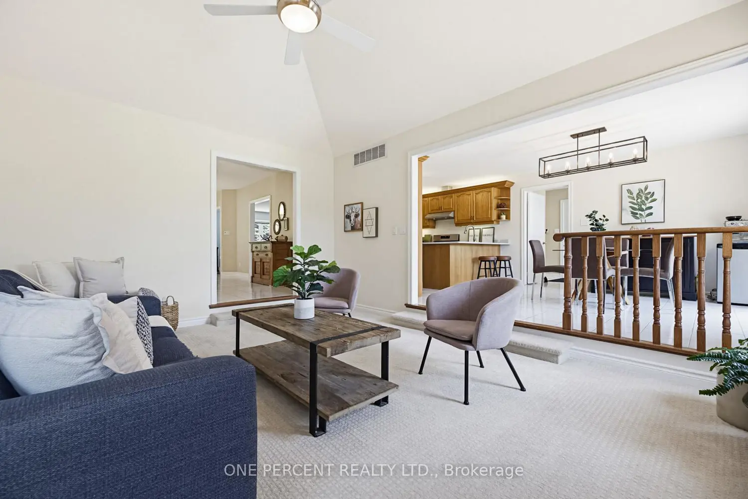 10 Cranston Drive photo 4