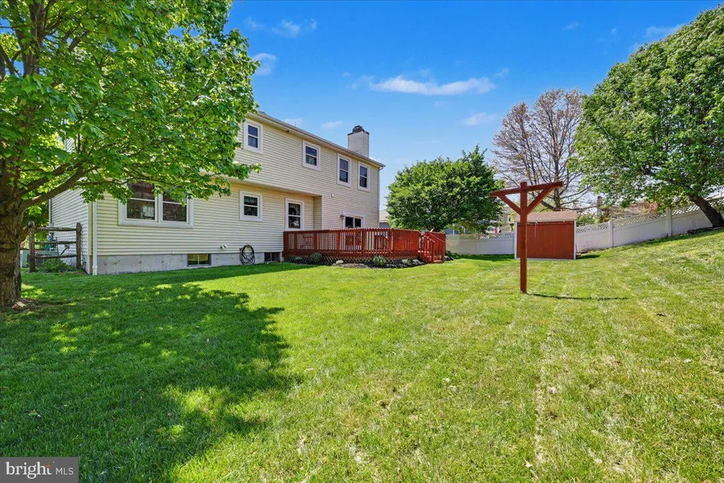 2245 Donna Lane, Pottstown, PA 19464
