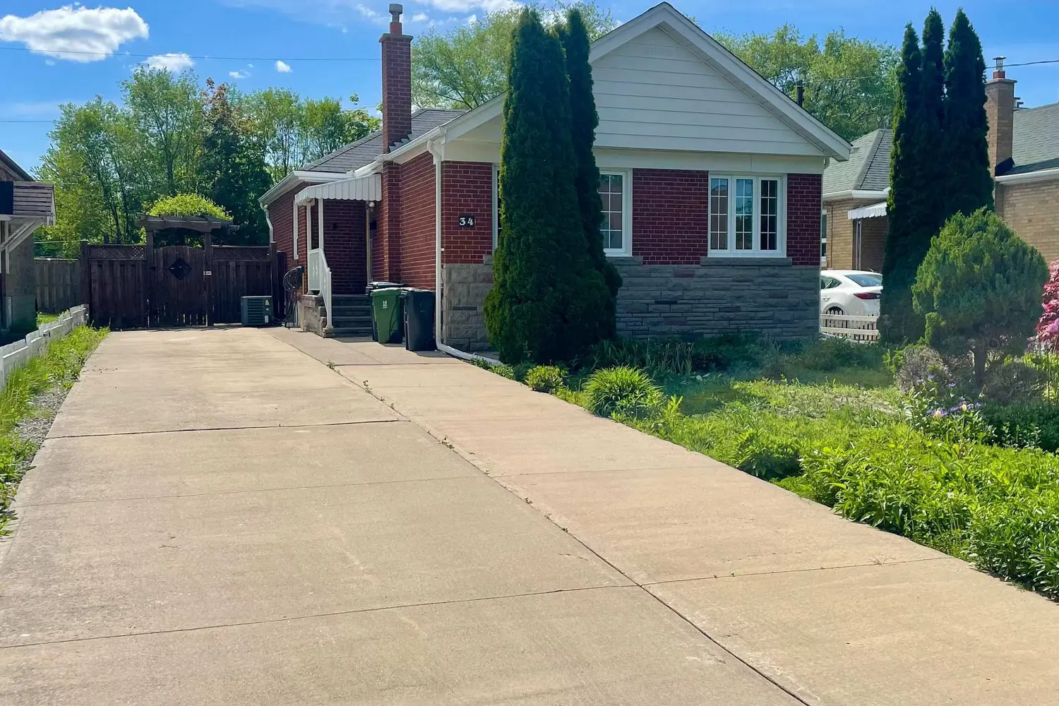 34 Greylawn Crescent