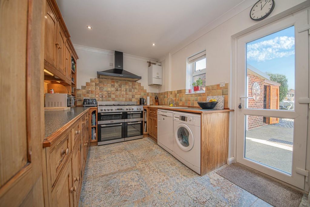Additional image 4 of 4 bed terraced house for saleFriars Road, Eastleigh SO50