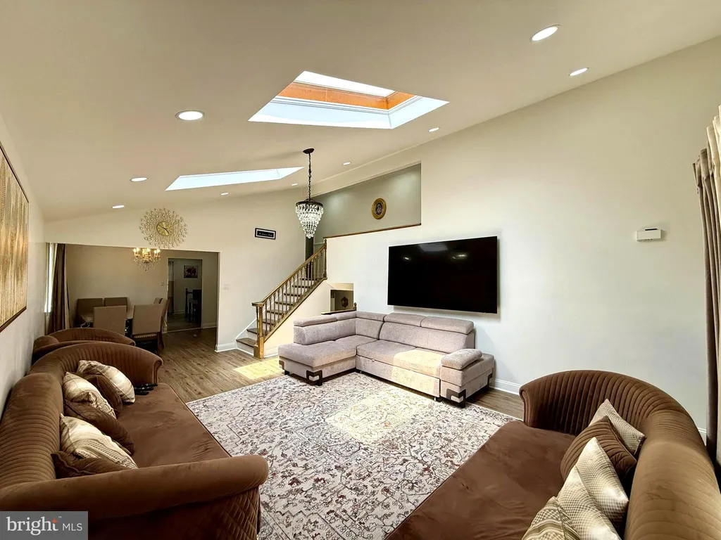 Additional image 8 of 13042 Trina Drive, Philadelphia, PA 19116
