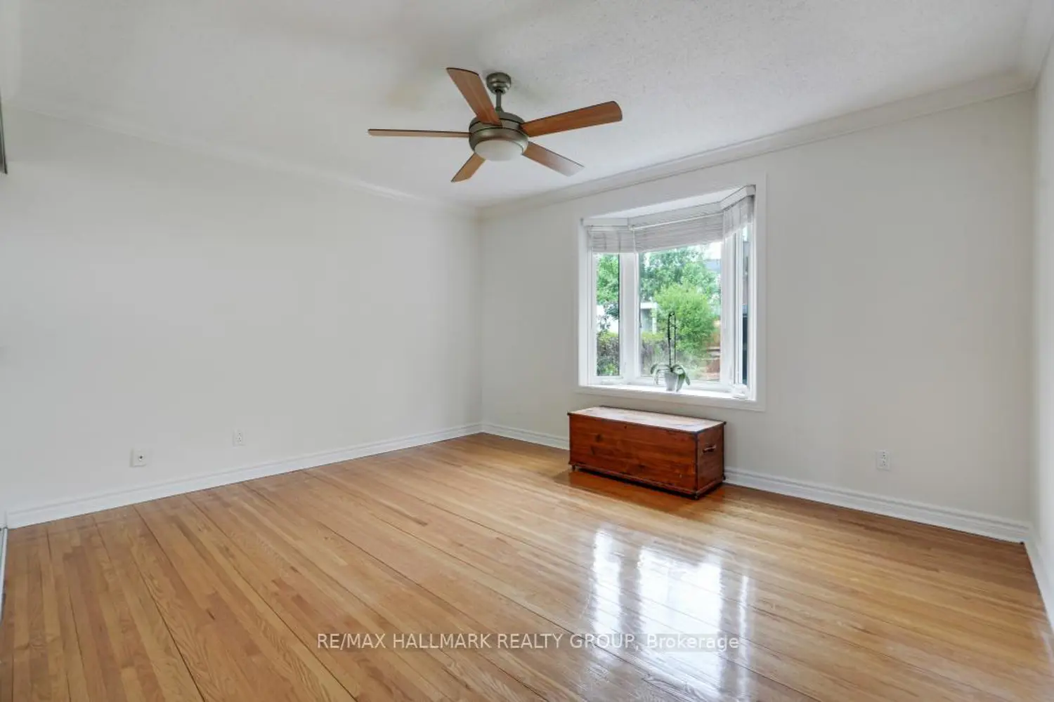 Additional image 12 of 39 Parkwood Crescent