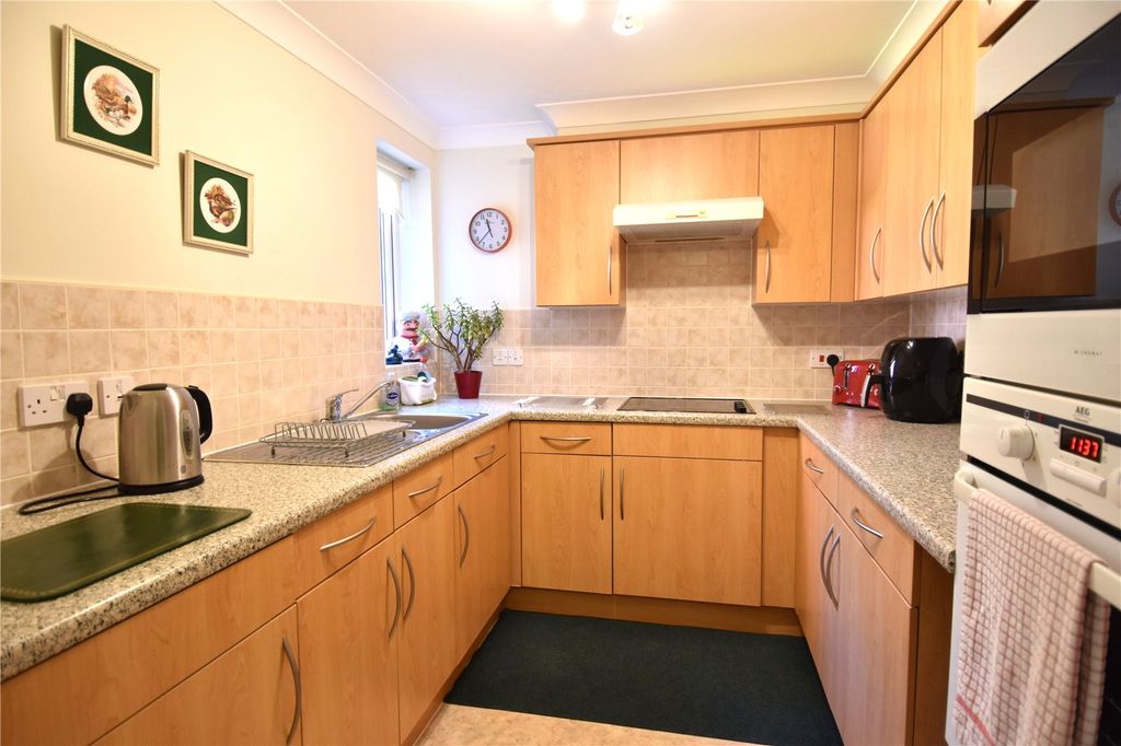 Additional image 7 of 1 bed flat for saleTower Hill, Droitwich, Worcestershire WR9