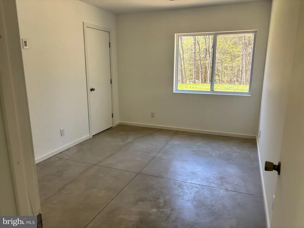 35 Grouse Trail, Albrightsville, PA 18210