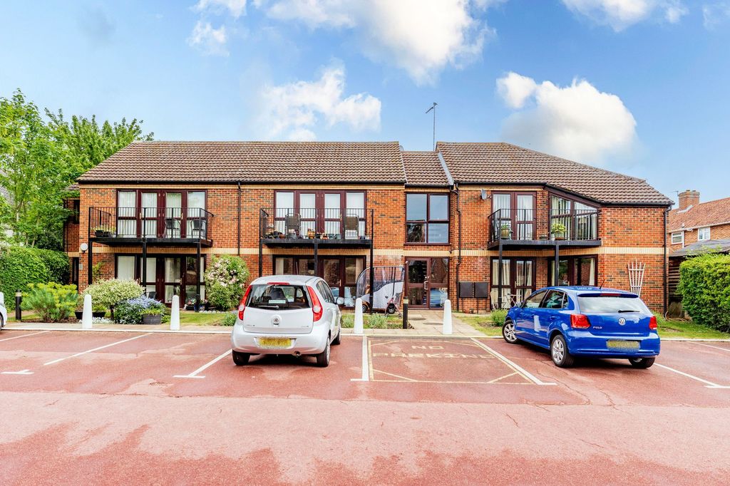 2 bed flat for saleChurch Street, Diss IP22