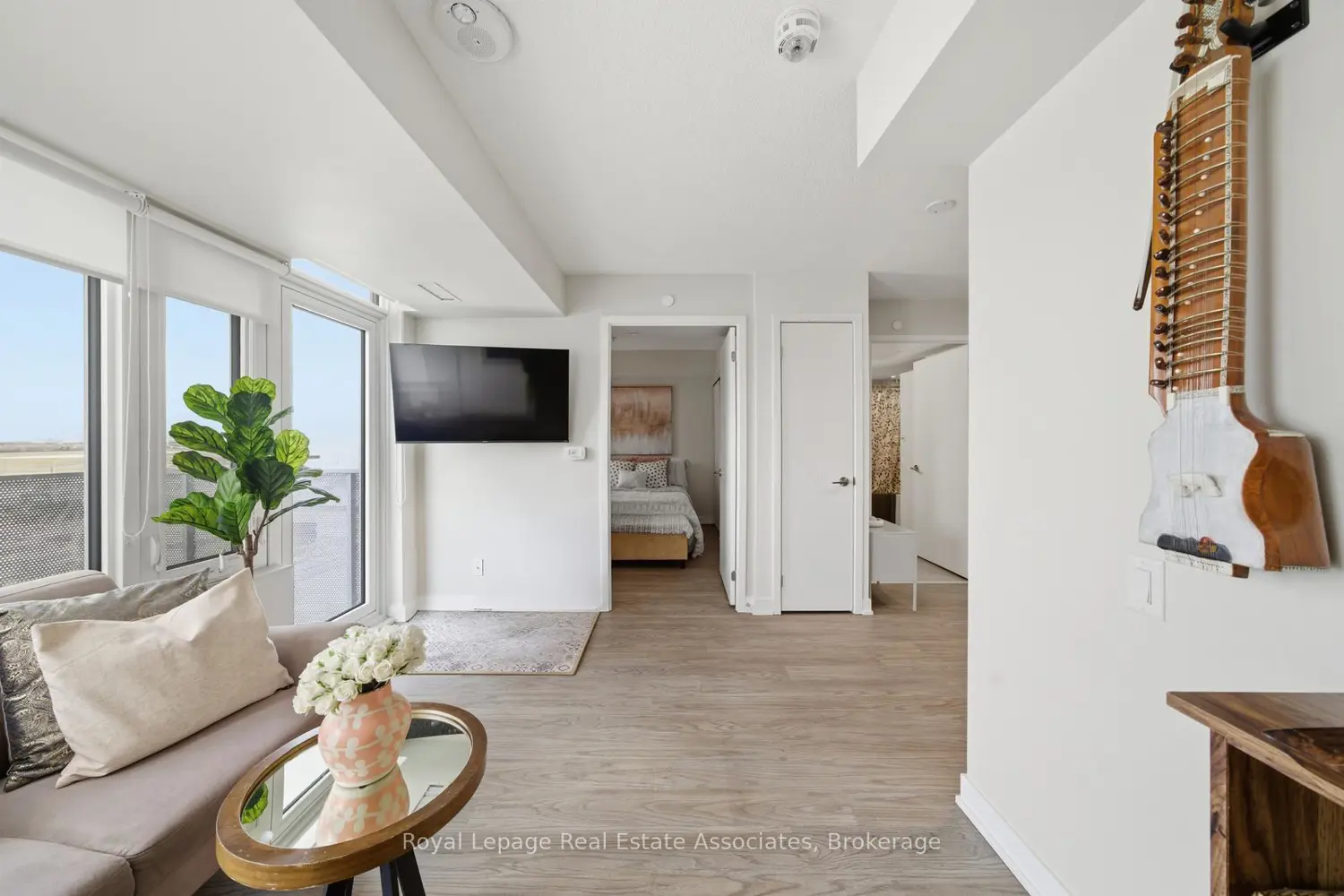 Additional image 2 of 38 Monte Kwinter Court 807