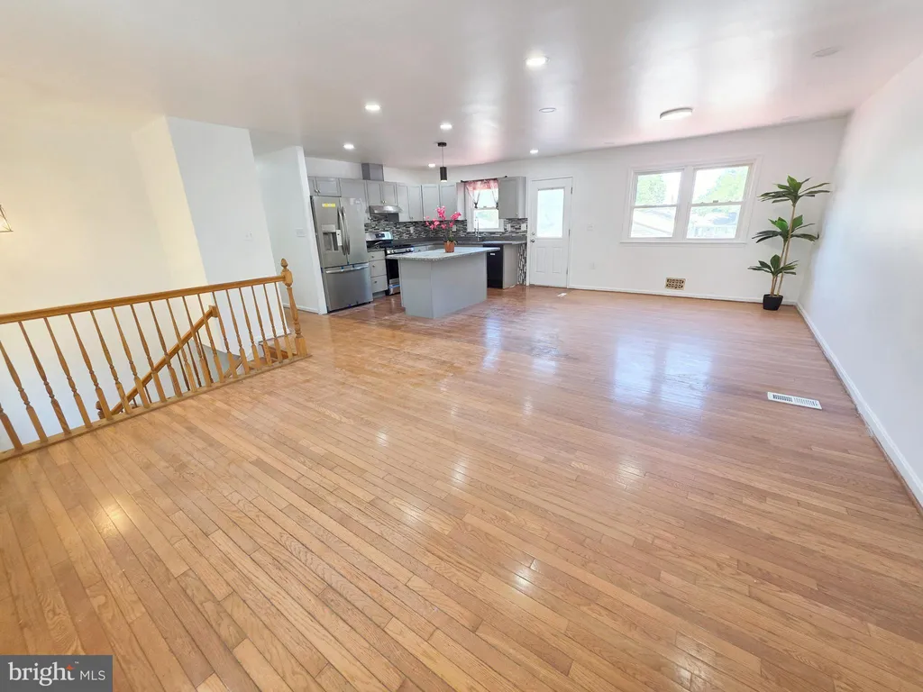 Additional image 4 of 6300 Auth Road, Suitland, MD 20746