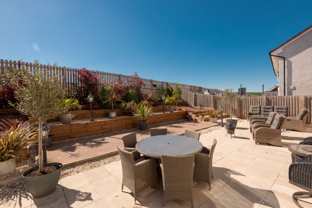 Additional image 2 of 5 bed detached house for sale56 Noble Gardens, East Linton, East Lothian EH40