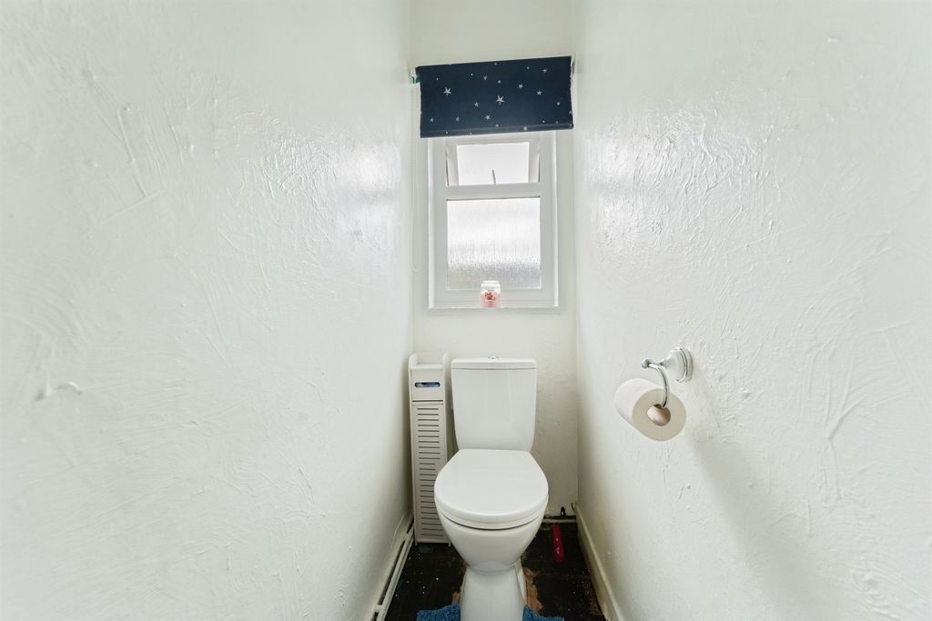 Additional image 14 of 3 bed flat for saleBamburgh Court, Ellesmere Port CH65