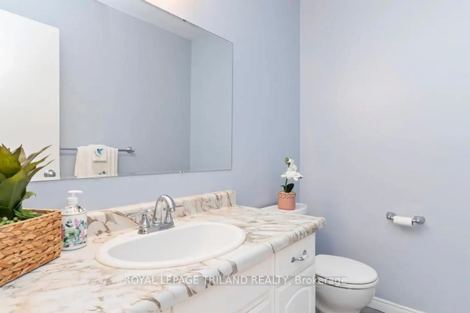 Additional image 9 of 673 Upper Queen Street