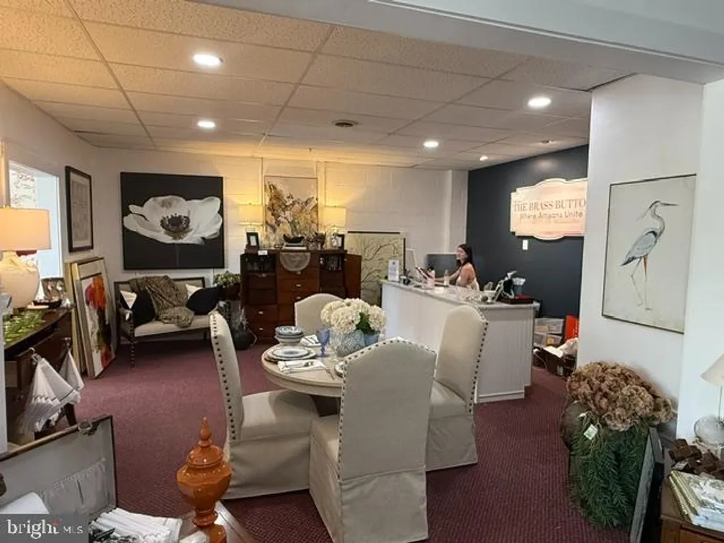 224 S Loudoun Street, Winchester, VA 22601