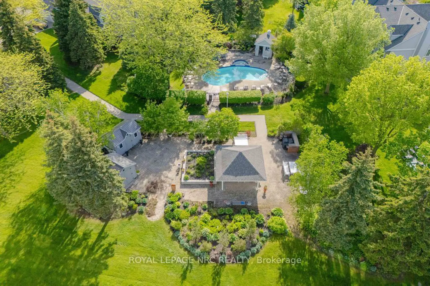 1 Lakeside Drive 13 photo 3