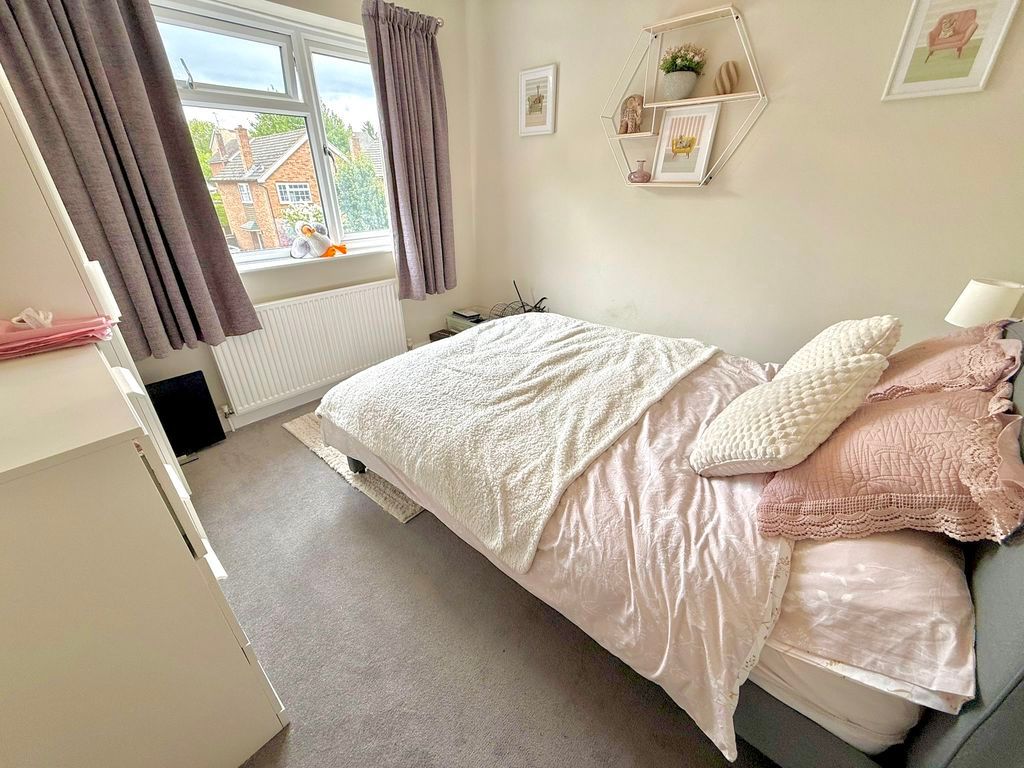 Additional image 12 of 5 bed semi-detached house for saleGilded Acre, Dunstable LU6