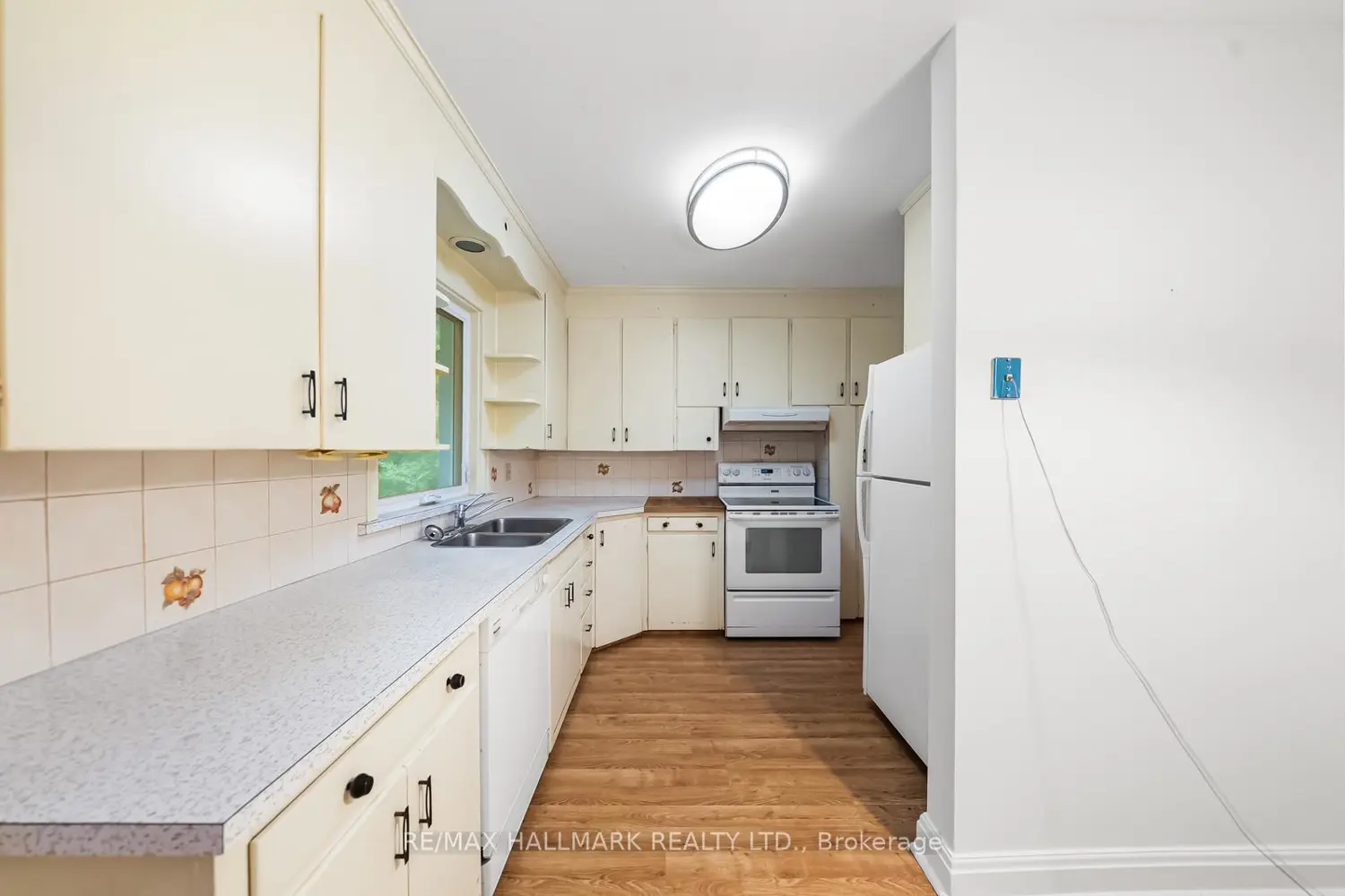 Additional image 8 of 344 Spring Garden Avenue