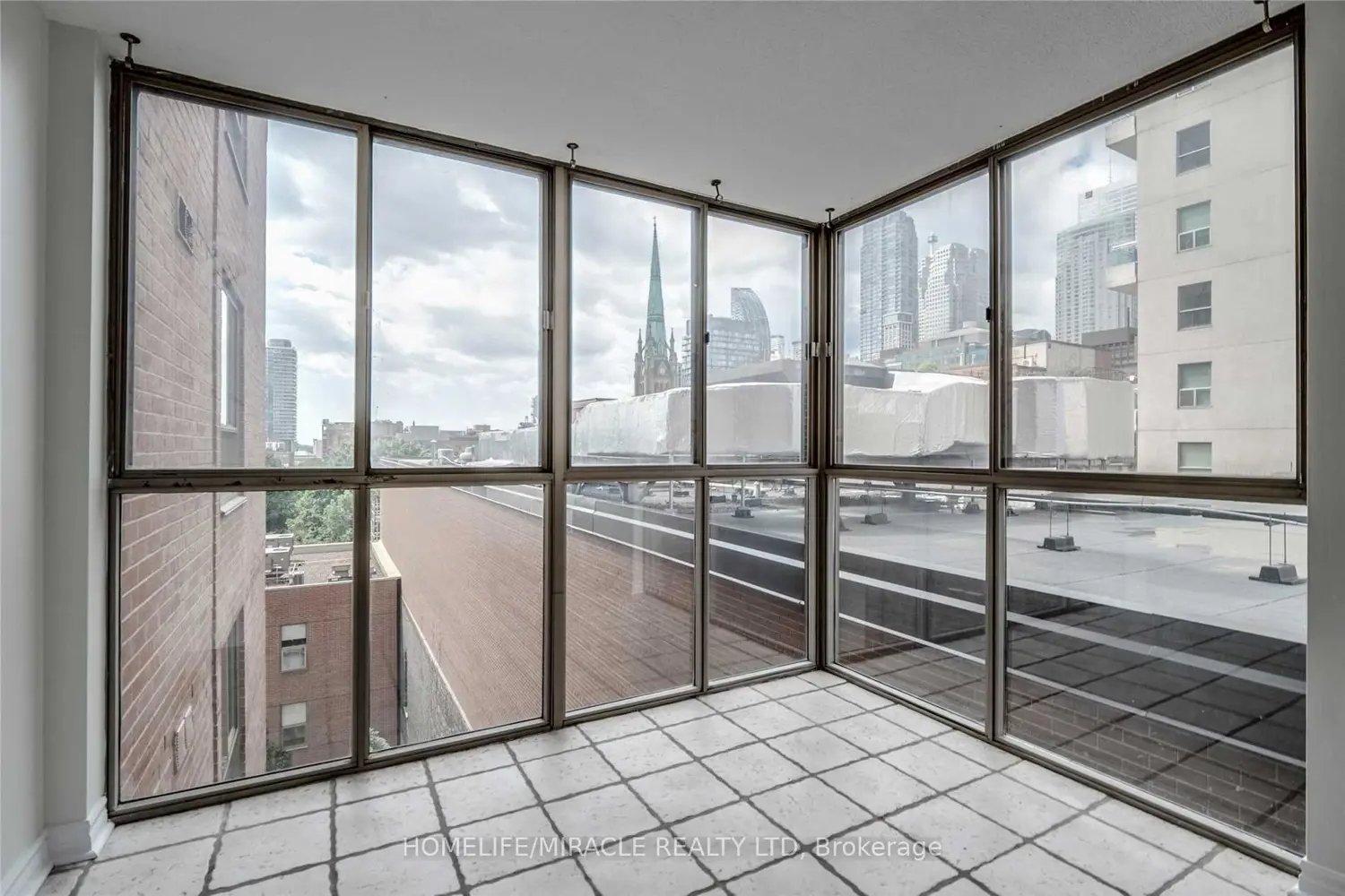 Additional image 8 of 95 Lombard Street 605