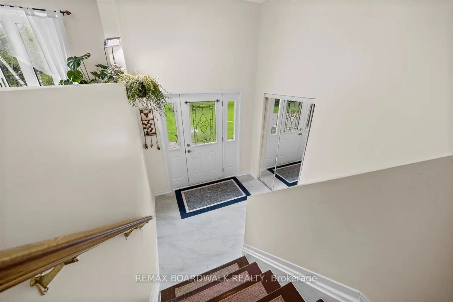 261 Kings Creek Road photo 2