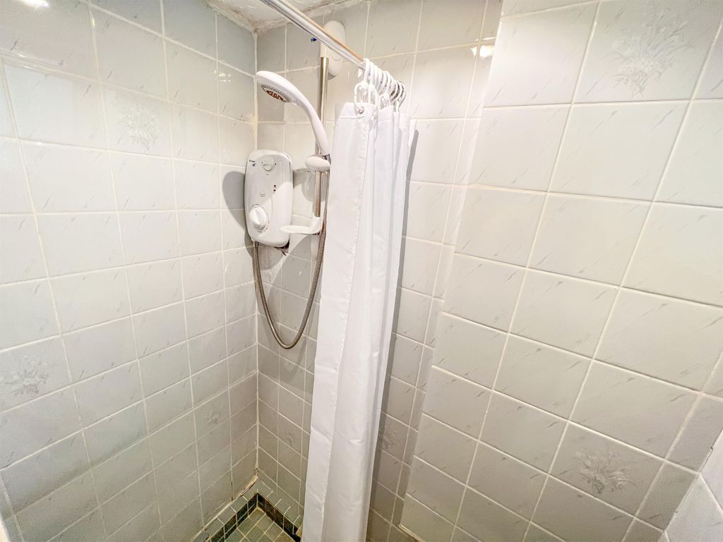 Additional image 10 of 1 bed flat for saleFlat 4A Belmont Place, Dunoon PA23