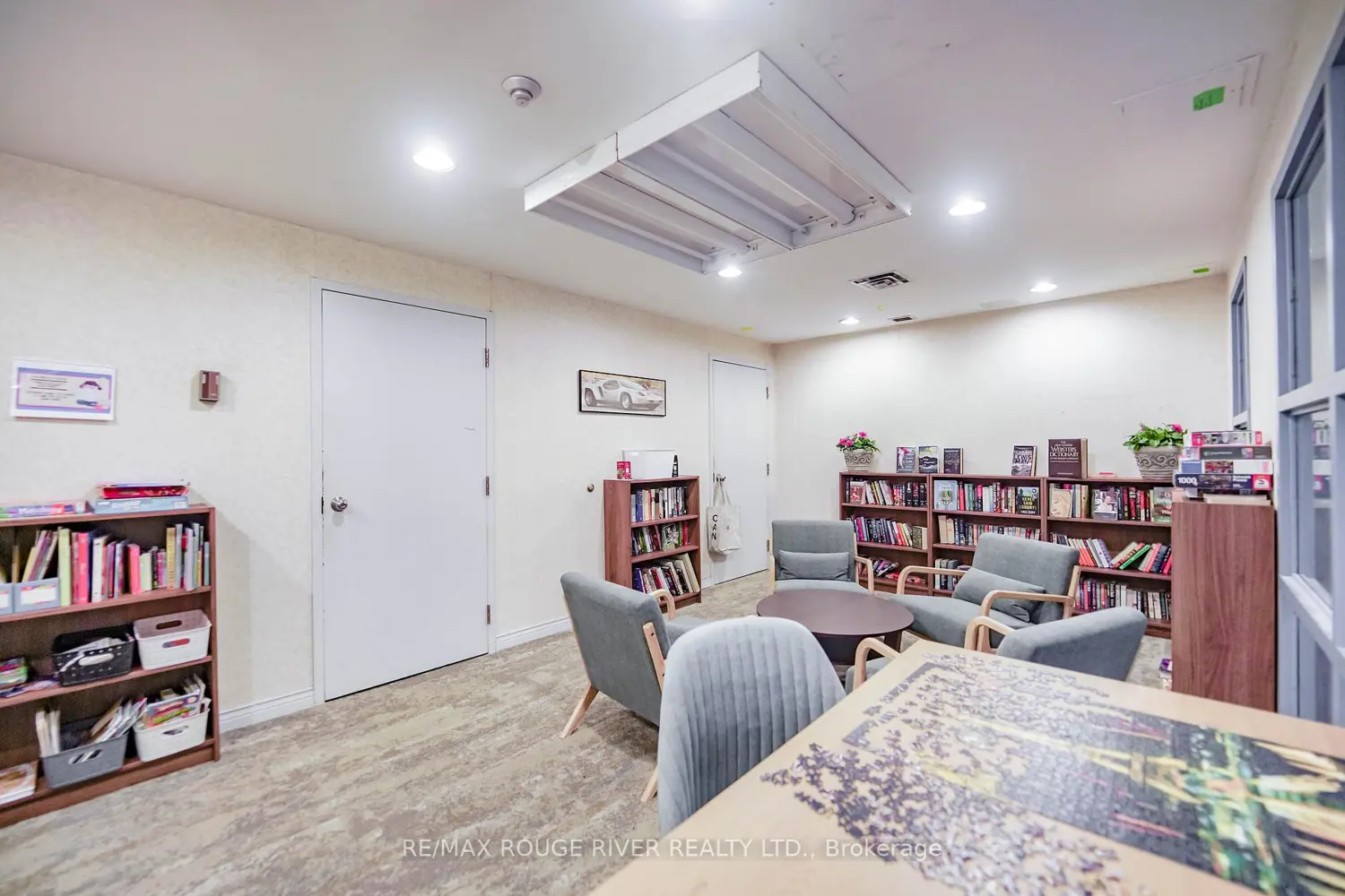 Additional image 17 of 90 Dale Avenue 1706