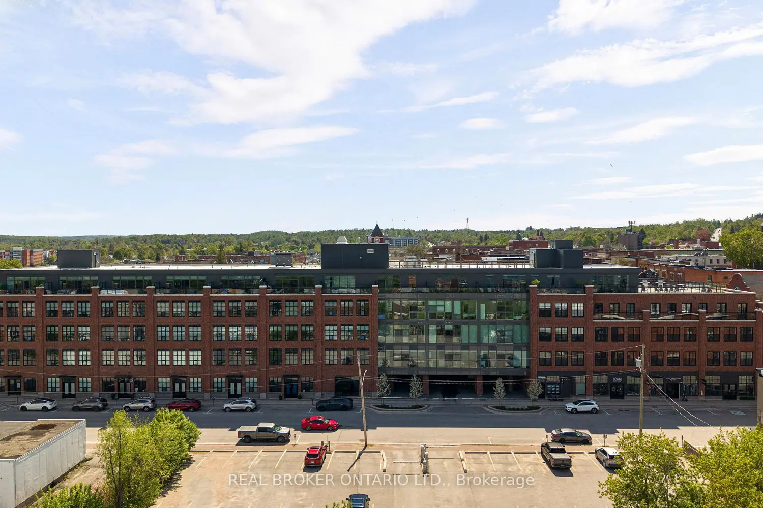Additional image 19 of 21 Matchedash Street 204