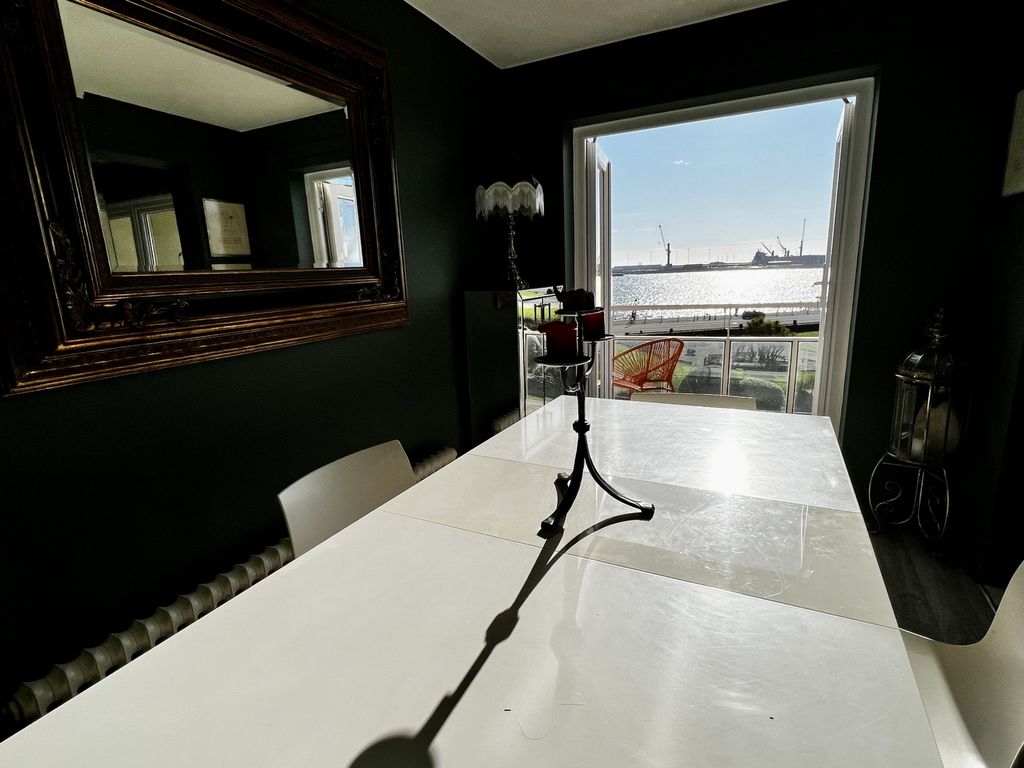 Additional image 11 of 3 bed flat for saleThe Gateway, Dover CT16